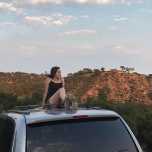 Meet your Posher, Adi